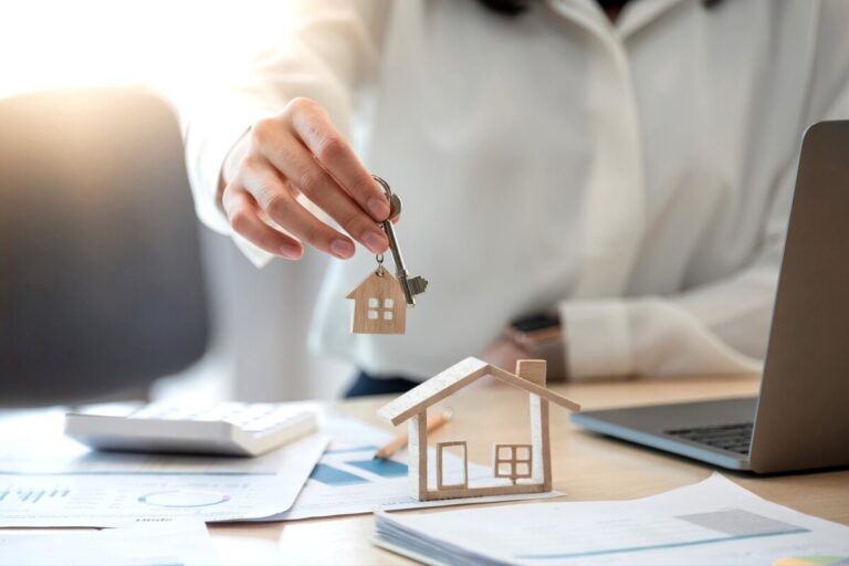 Understanding the Differences between Buyer's Agents and Seller's Agents